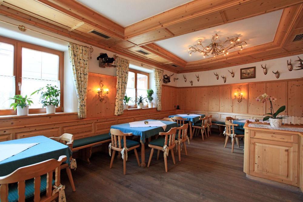 Cafe Pension Heim Kirchberg in Tirol Bagian luar foto